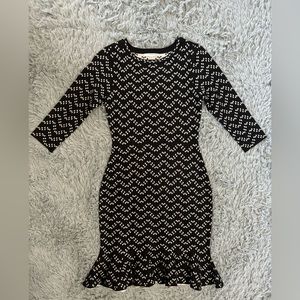 Medium Black and Cream 3/4 Sleeve Ruffled Bottom Dress Studio One NY